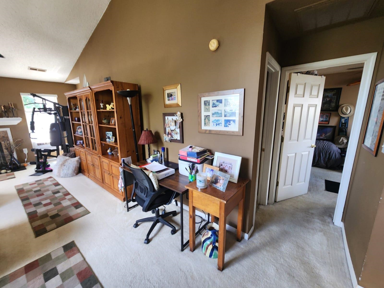 401 Crestridge Drive