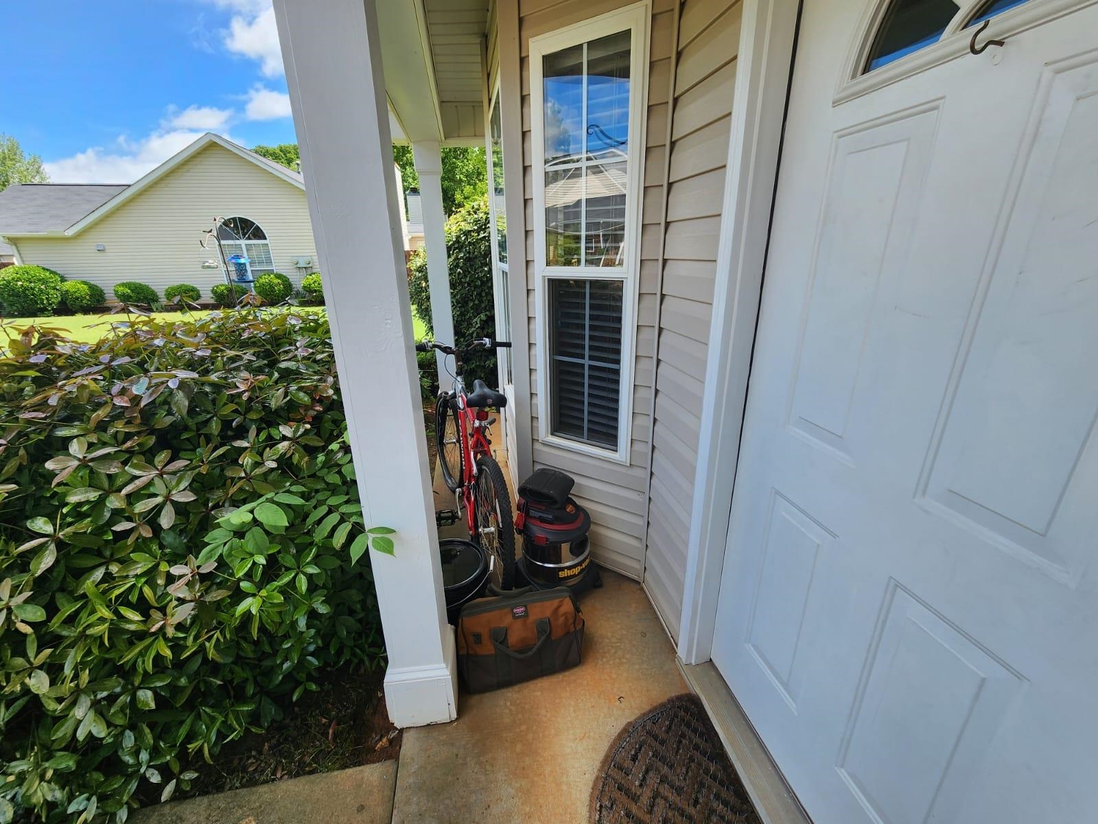 401 Crestridge Drive