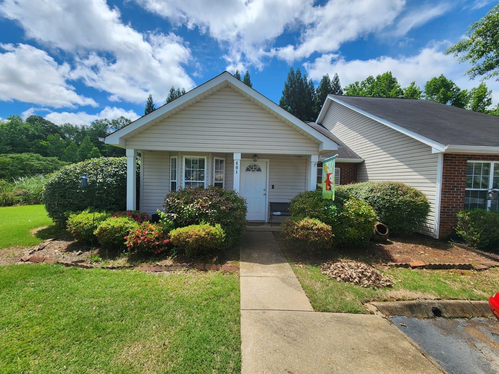 401 Crestridge Drive