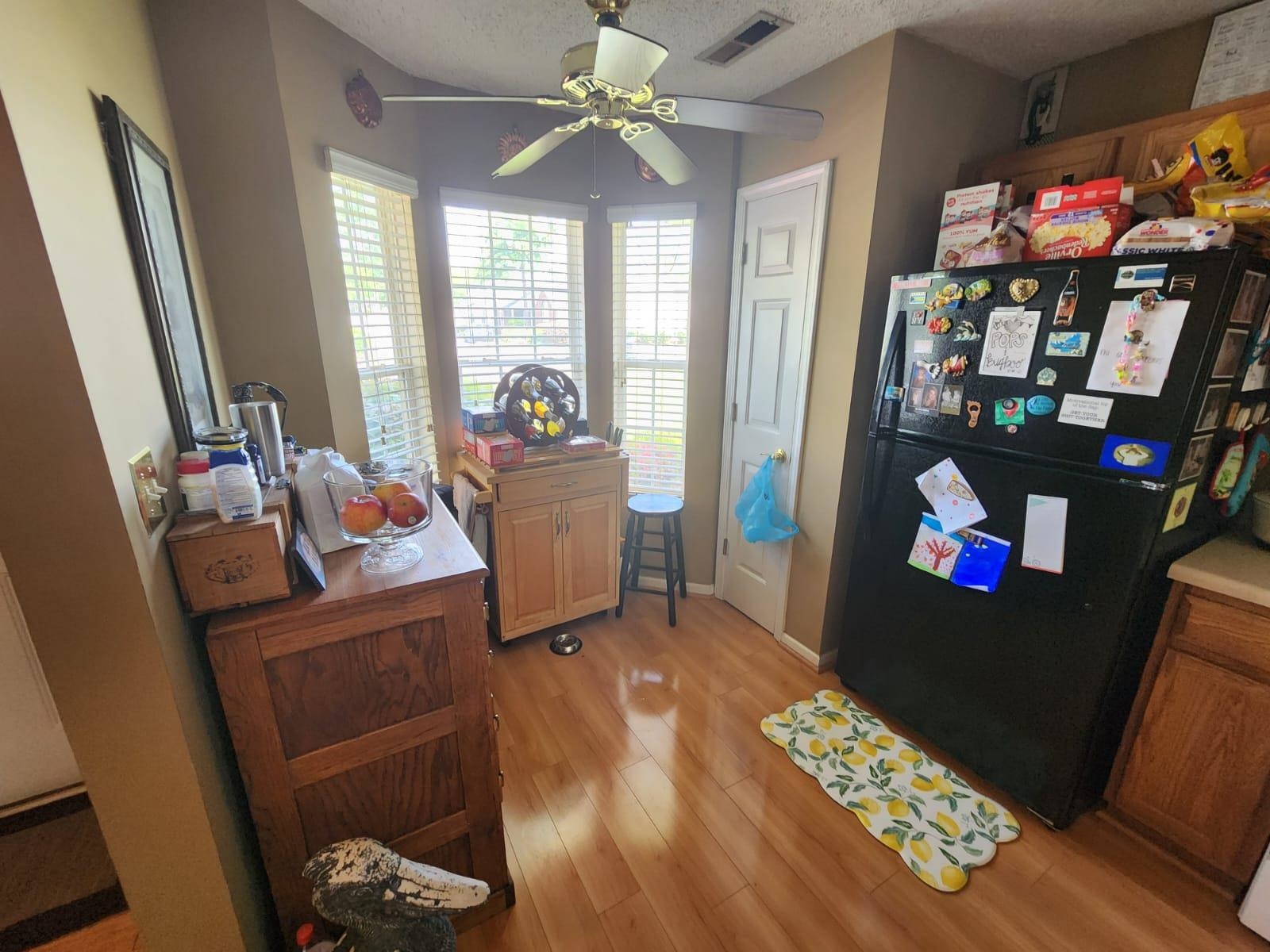 401 Crestridge Drive