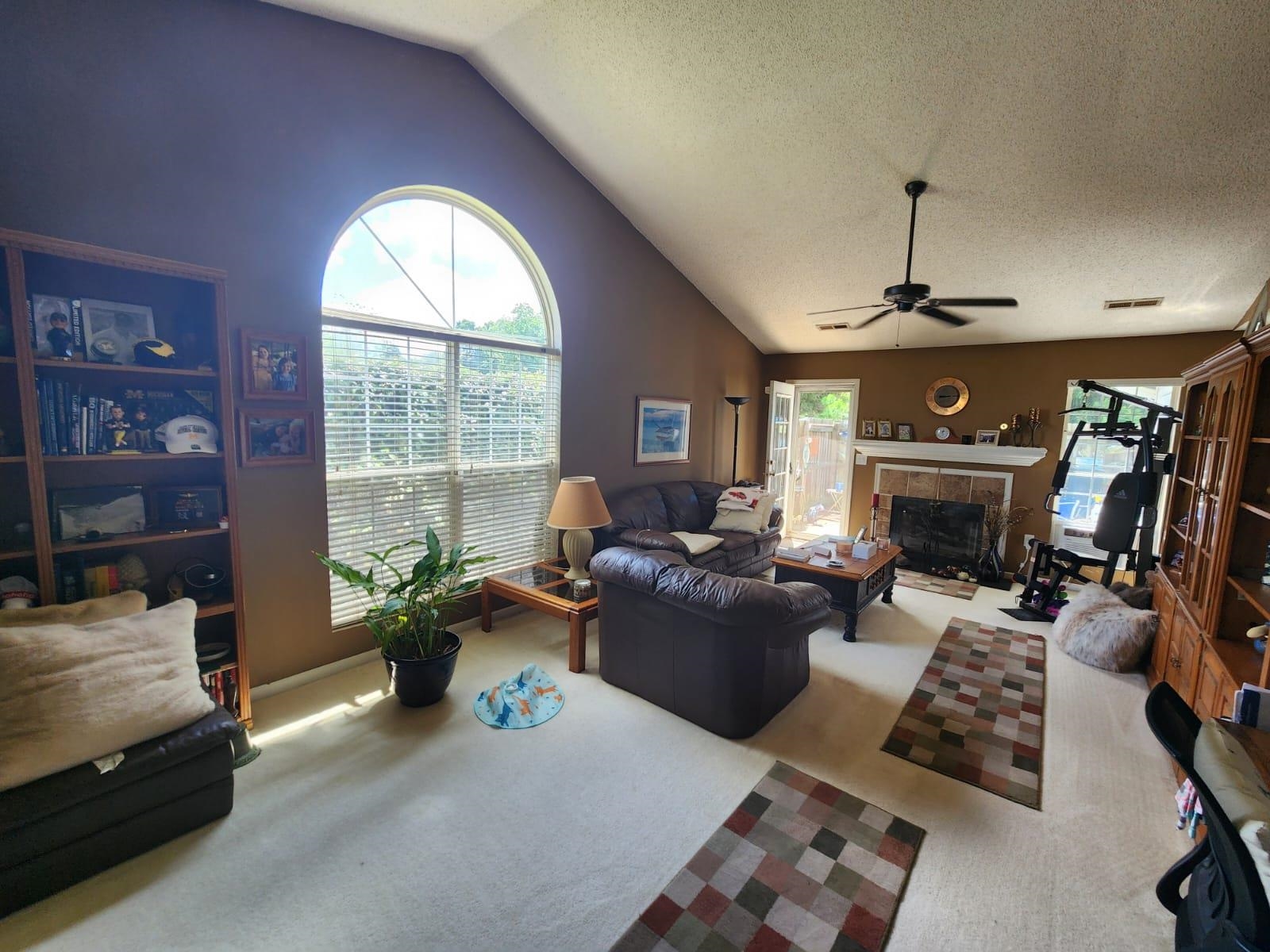 401 Crestridge Drive