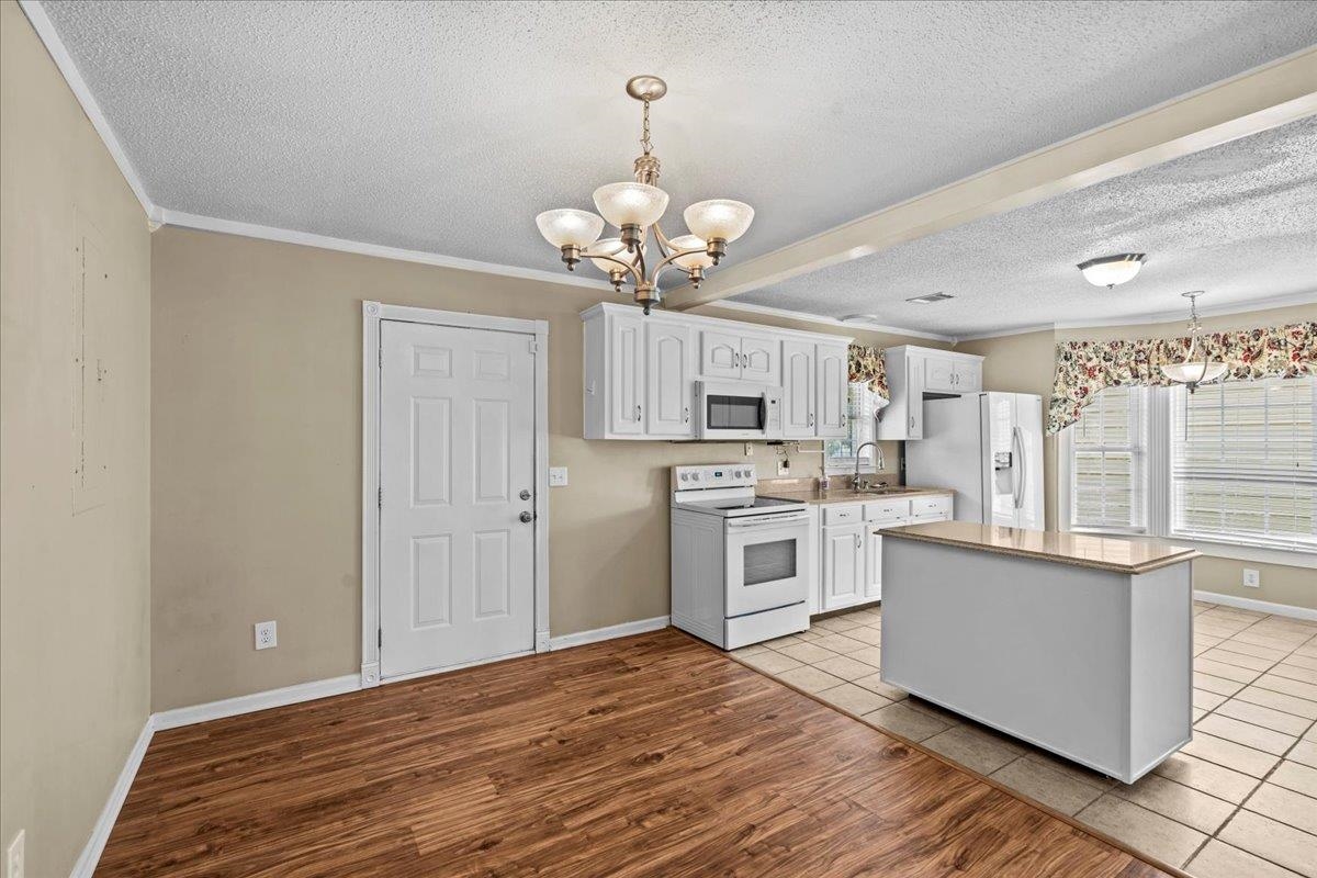 298 Askew Circle