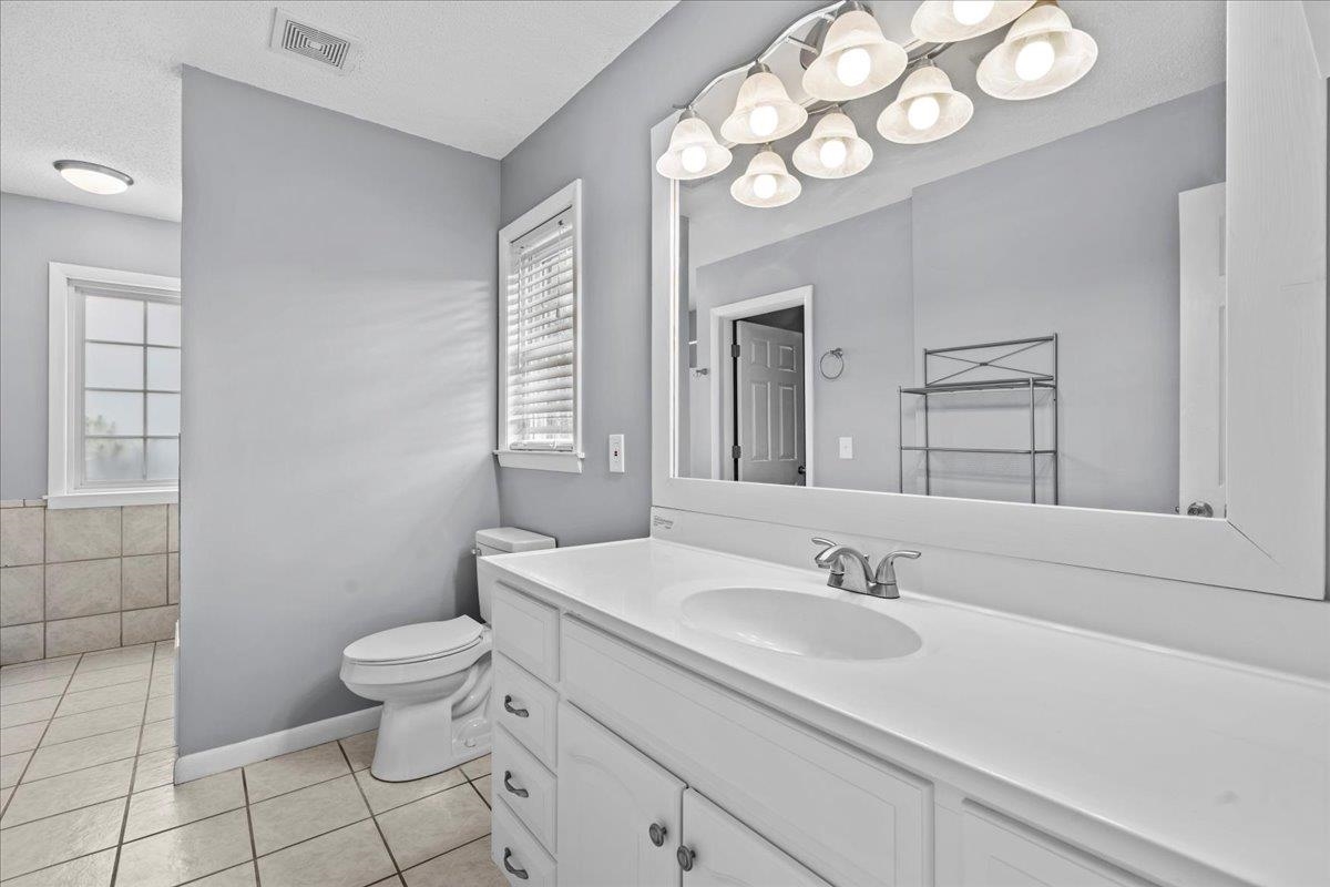 298 Askew Circle