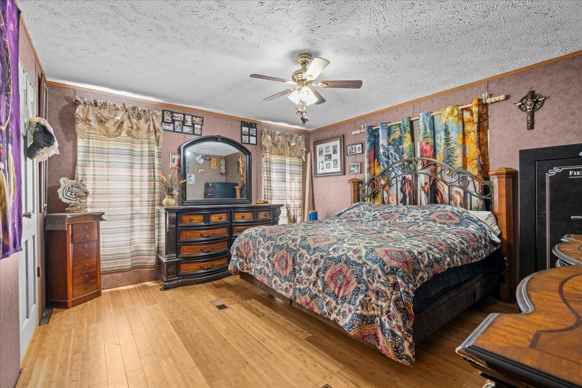 408 Burton Creekside Road