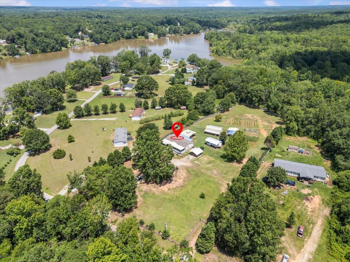 408 Burton Creekside Road