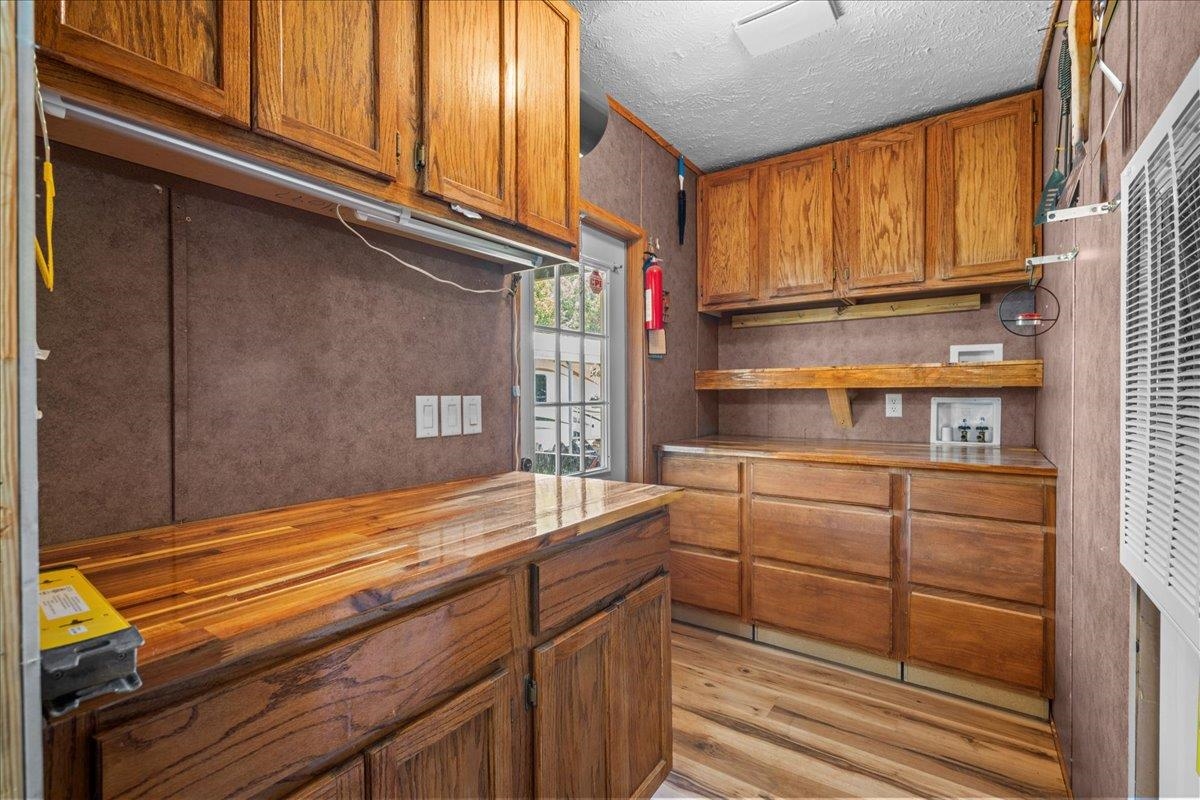 408 Burton Creekside Road