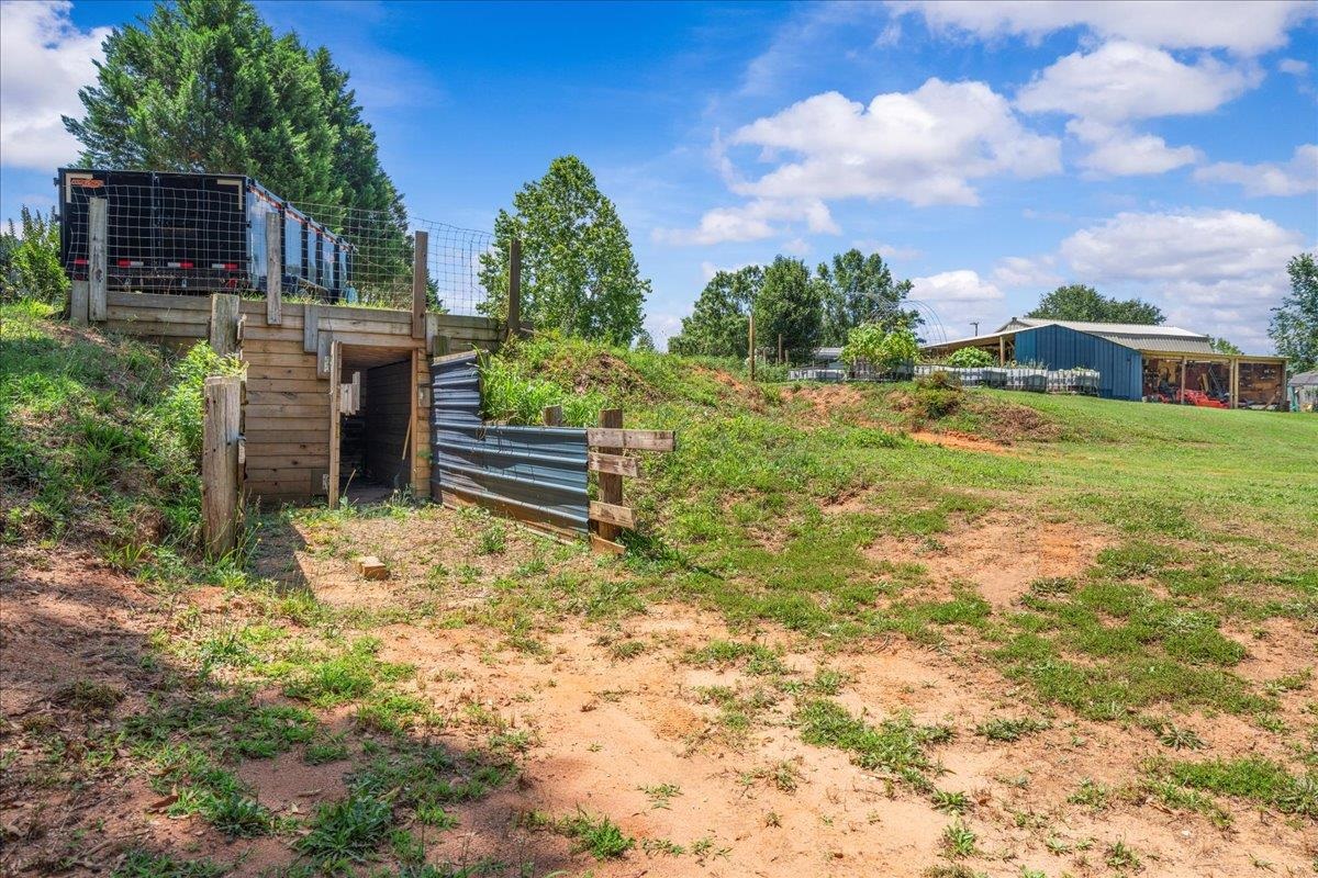 408 Burton Creekside Road