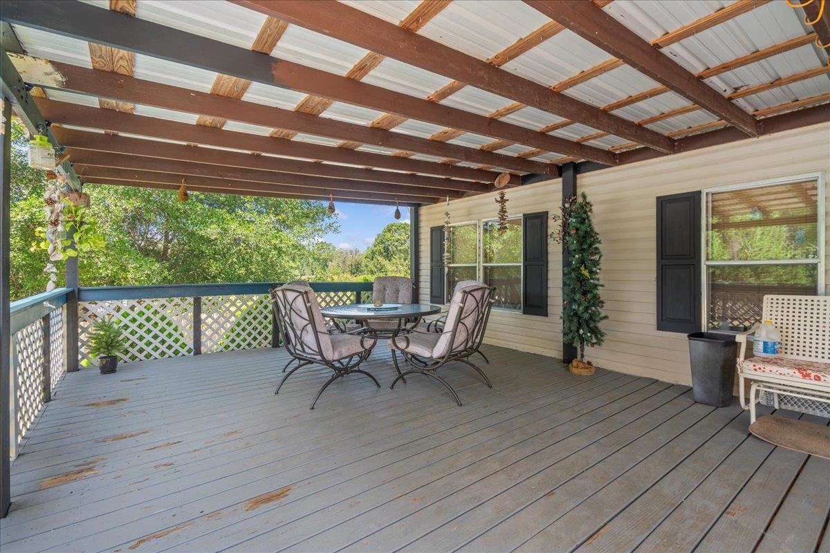 408 Burton Creekside Road