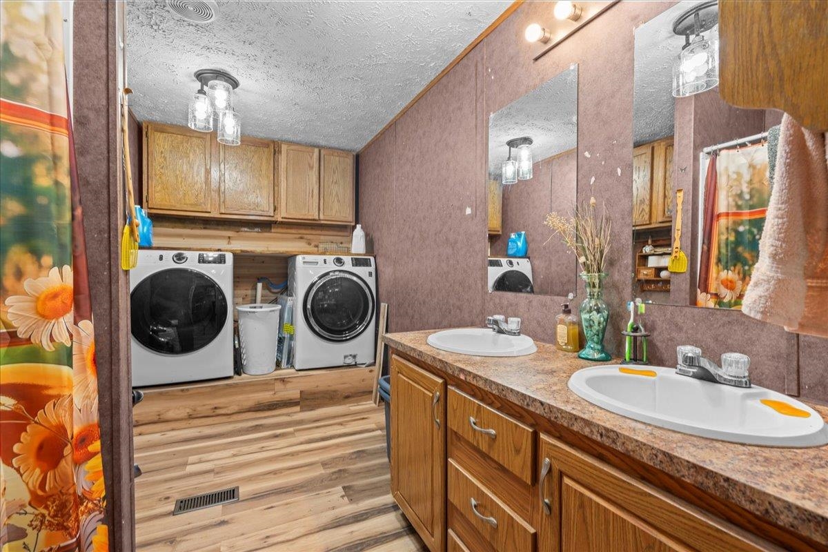 408 Burton Creekside Road