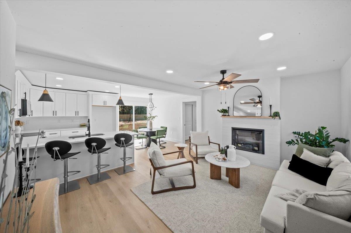 2304 Old Spartanburg Highway