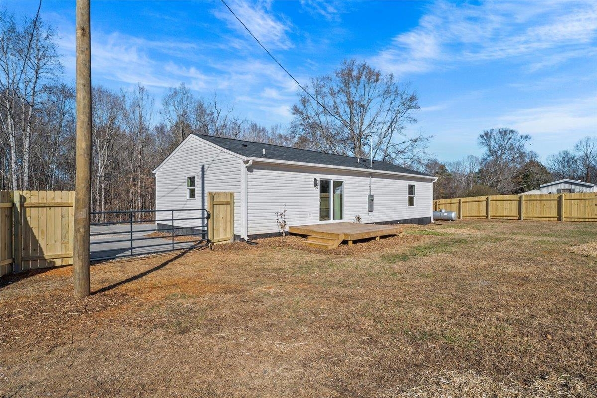 2304 Old Spartanburg Highway