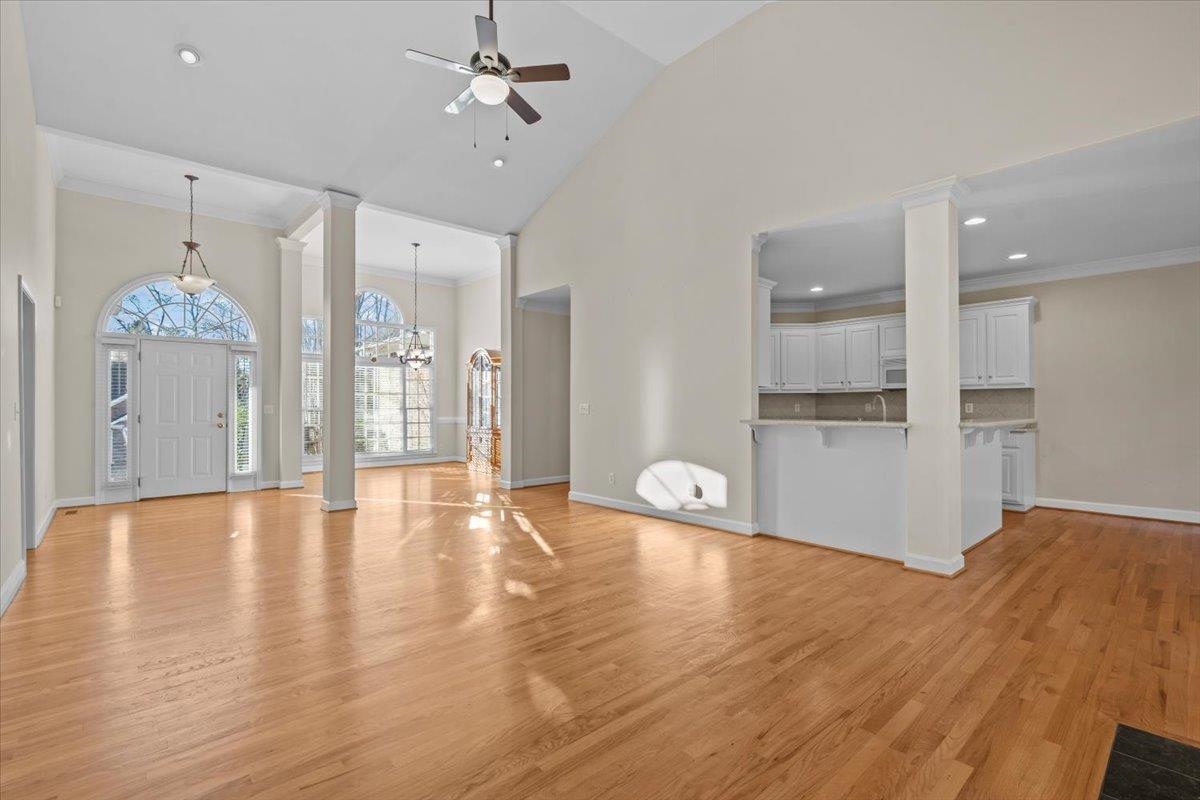 523 Meadowsweet Lane