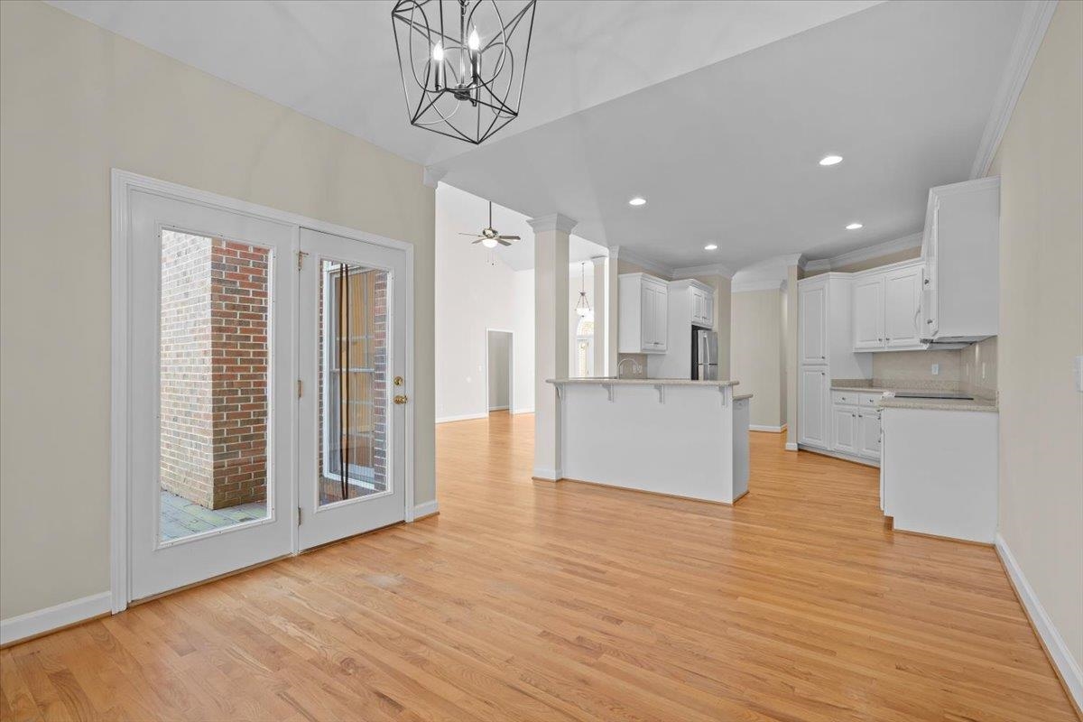 523 Meadowsweet Lane