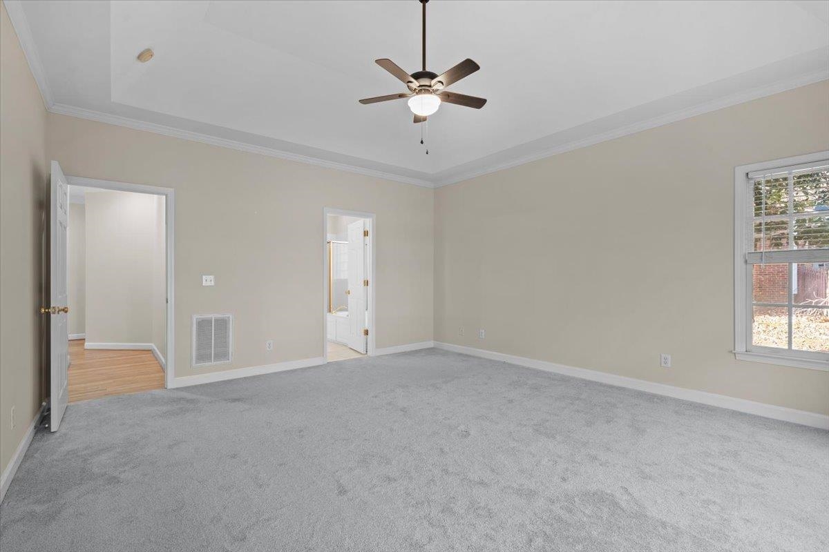 523 Meadowsweet Lane