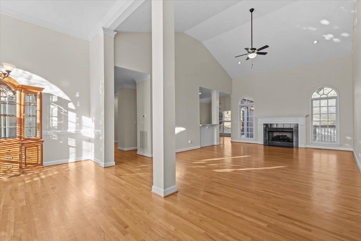 523 Meadowsweet Lane