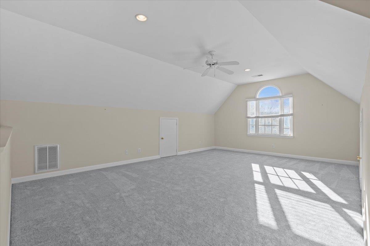 523 Meadowsweet Lane