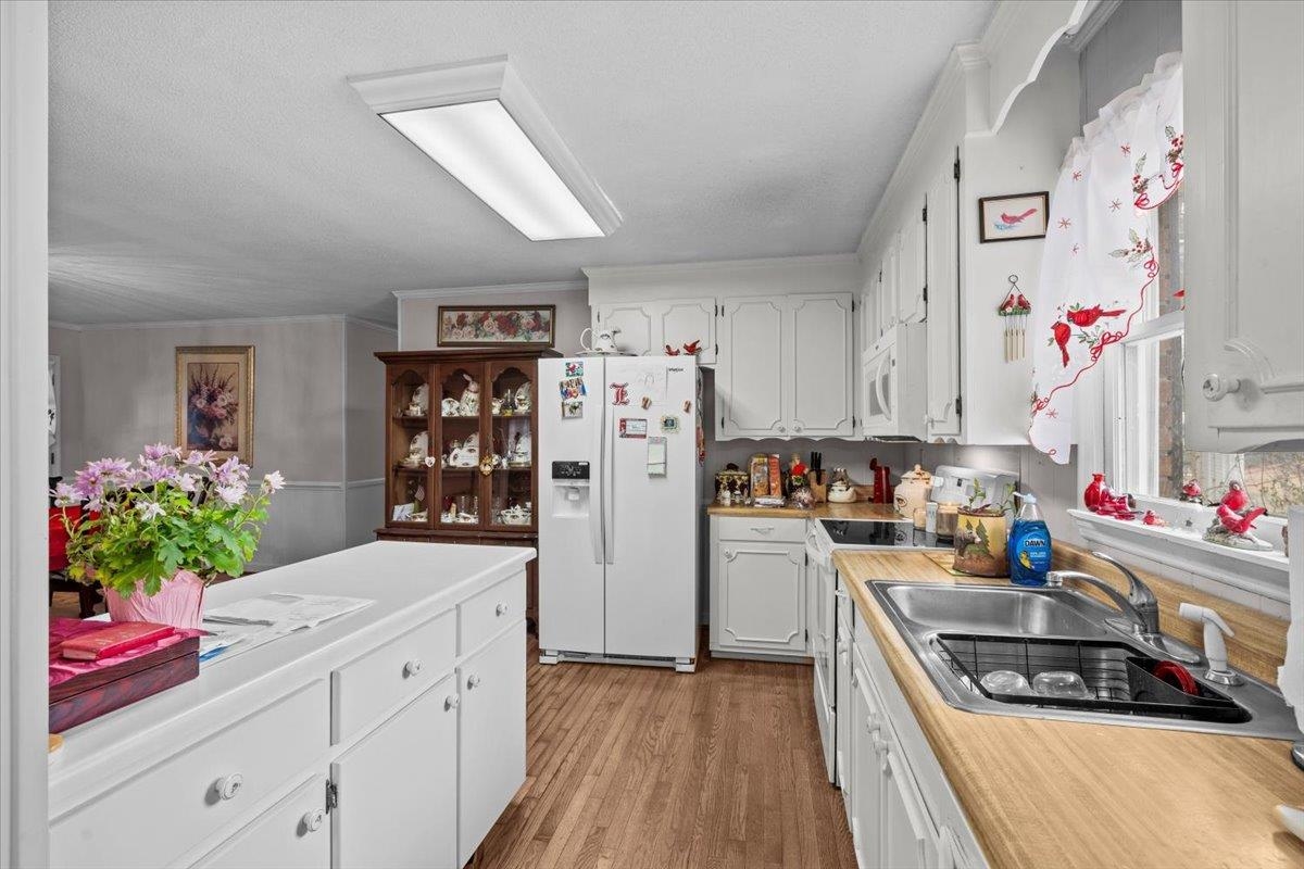 500 W Rutherford Street