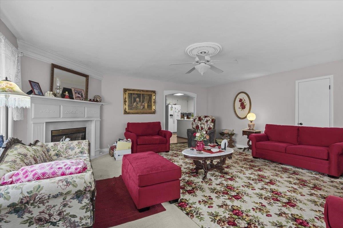 500 W Rutherford Street