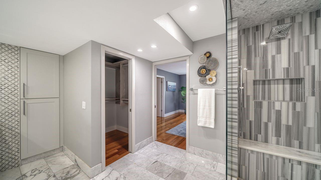 1111 N GULFSTREAM AVE #4E