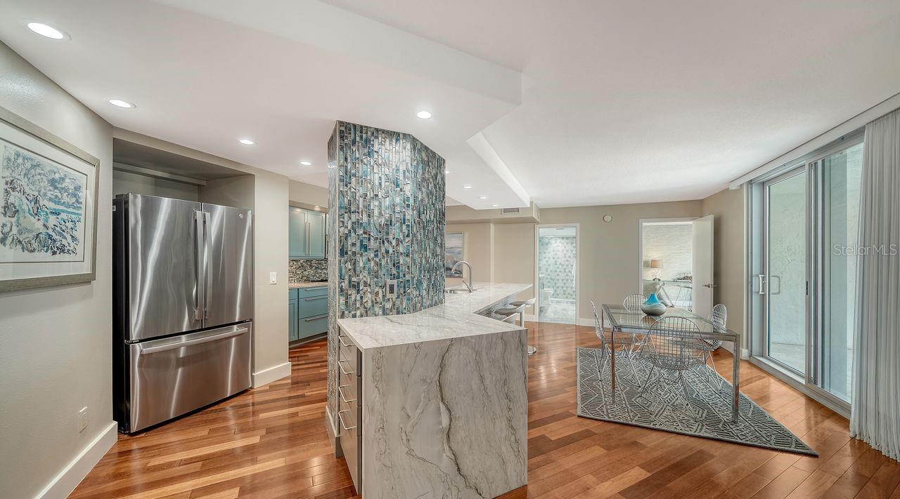 1111 N GULFSTREAM AVE #4E