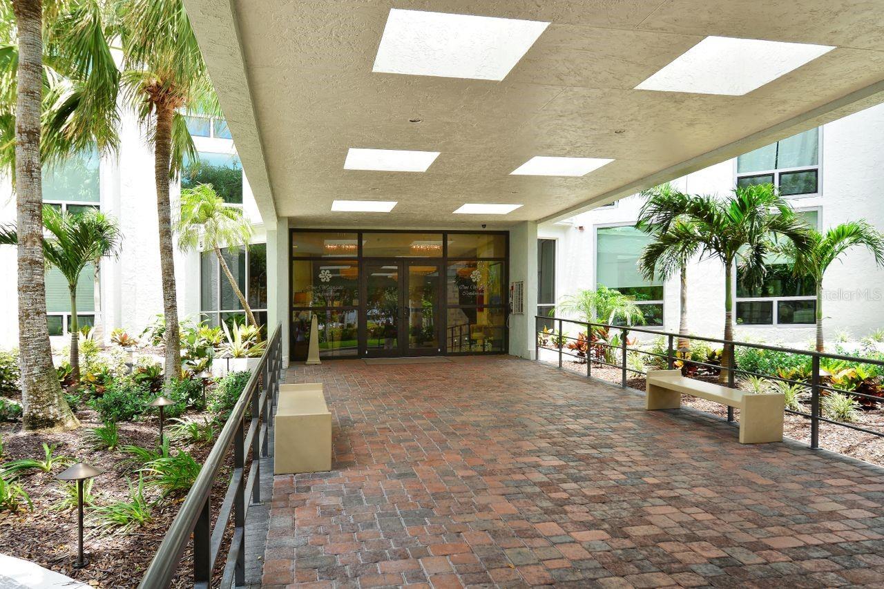 1111 N GULFSTREAM AVE #4E