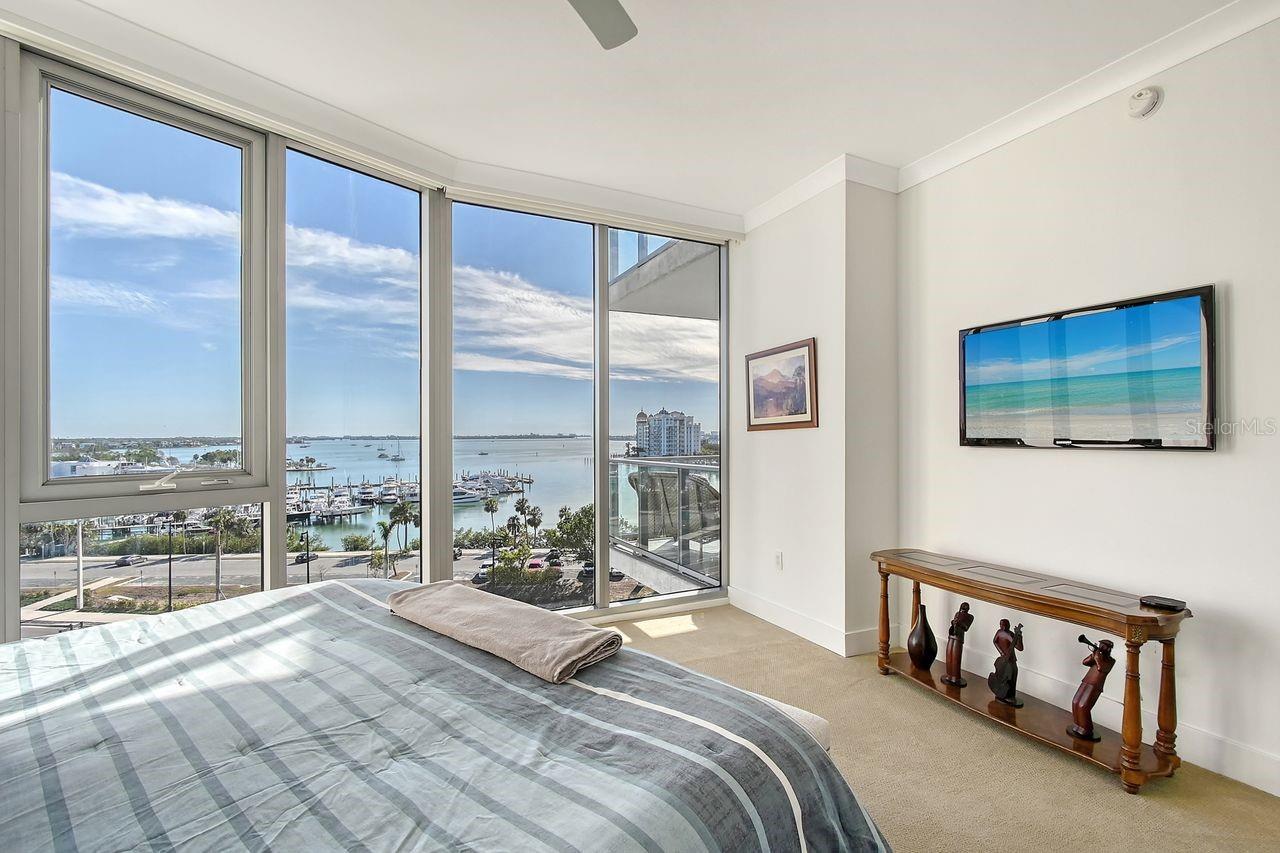 1155 N GULFSTREAM AVE #607