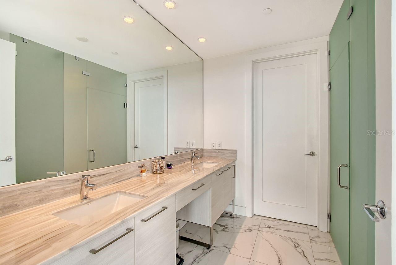 1155 N GULFSTREAM AVE #607