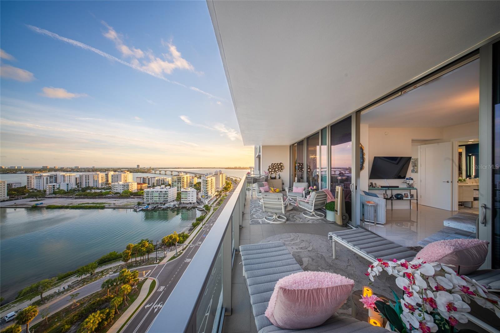 1155 N GULFSTREAM AVE #1607
