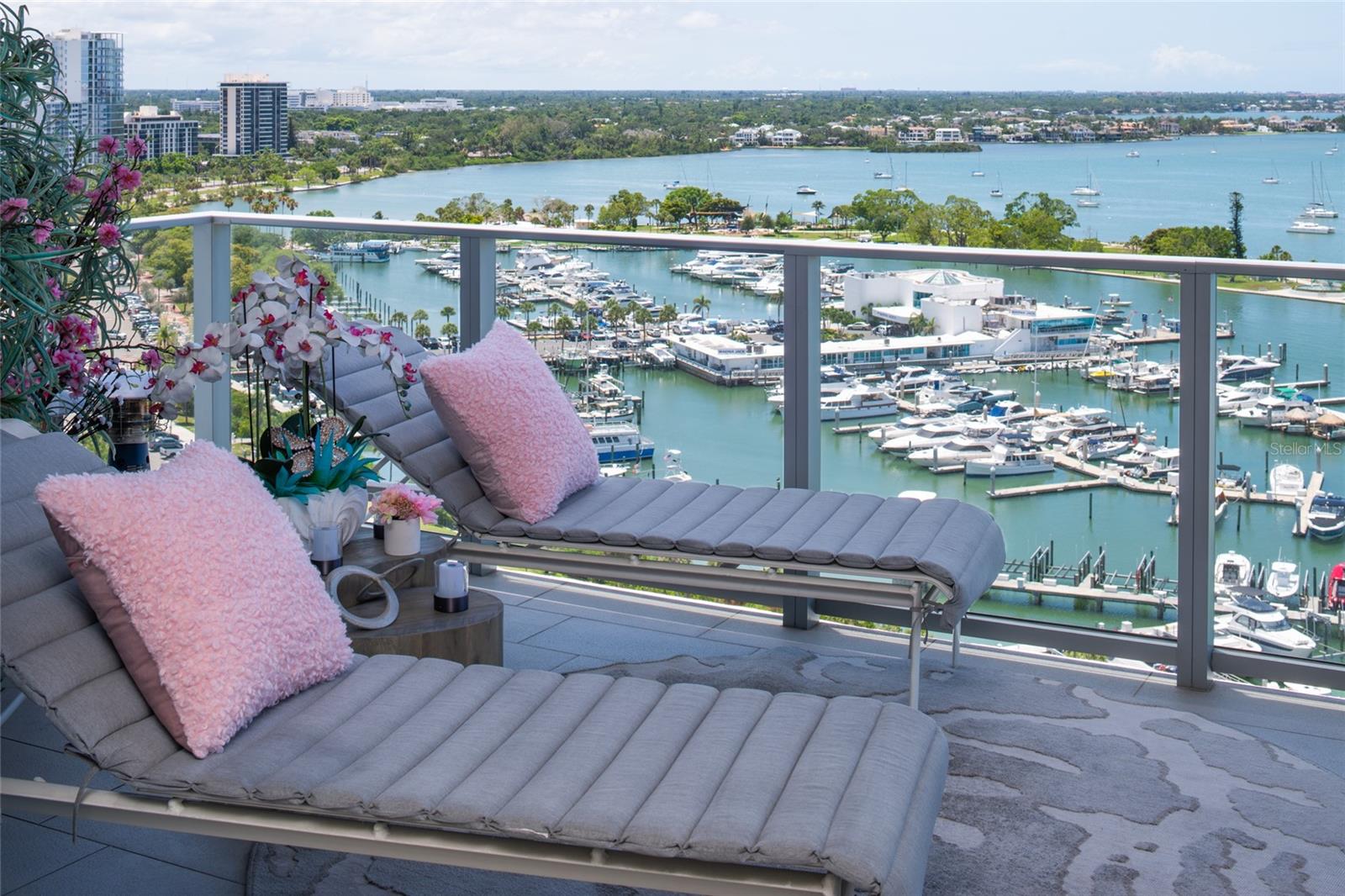1155 N GULFSTREAM AVE #1607