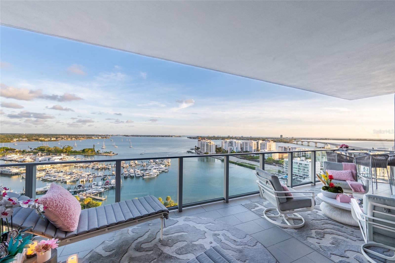 1155 N GULFSTREAM AVE #1607