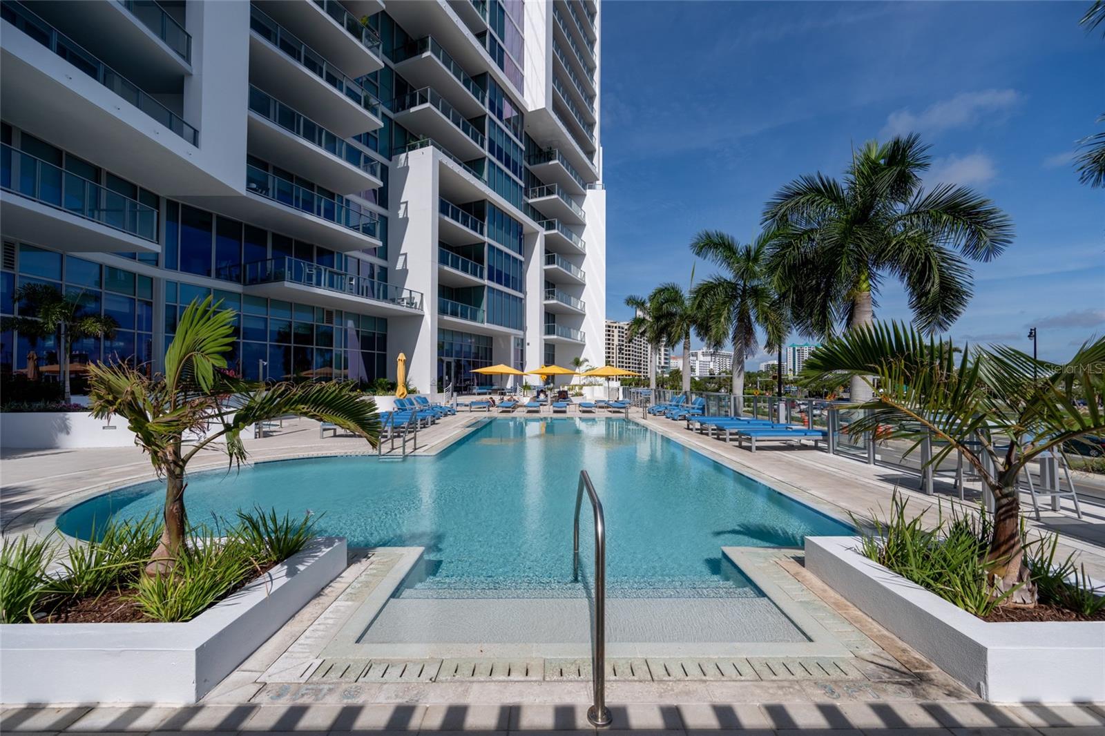 1155 N GULFSTREAM AVE #1607