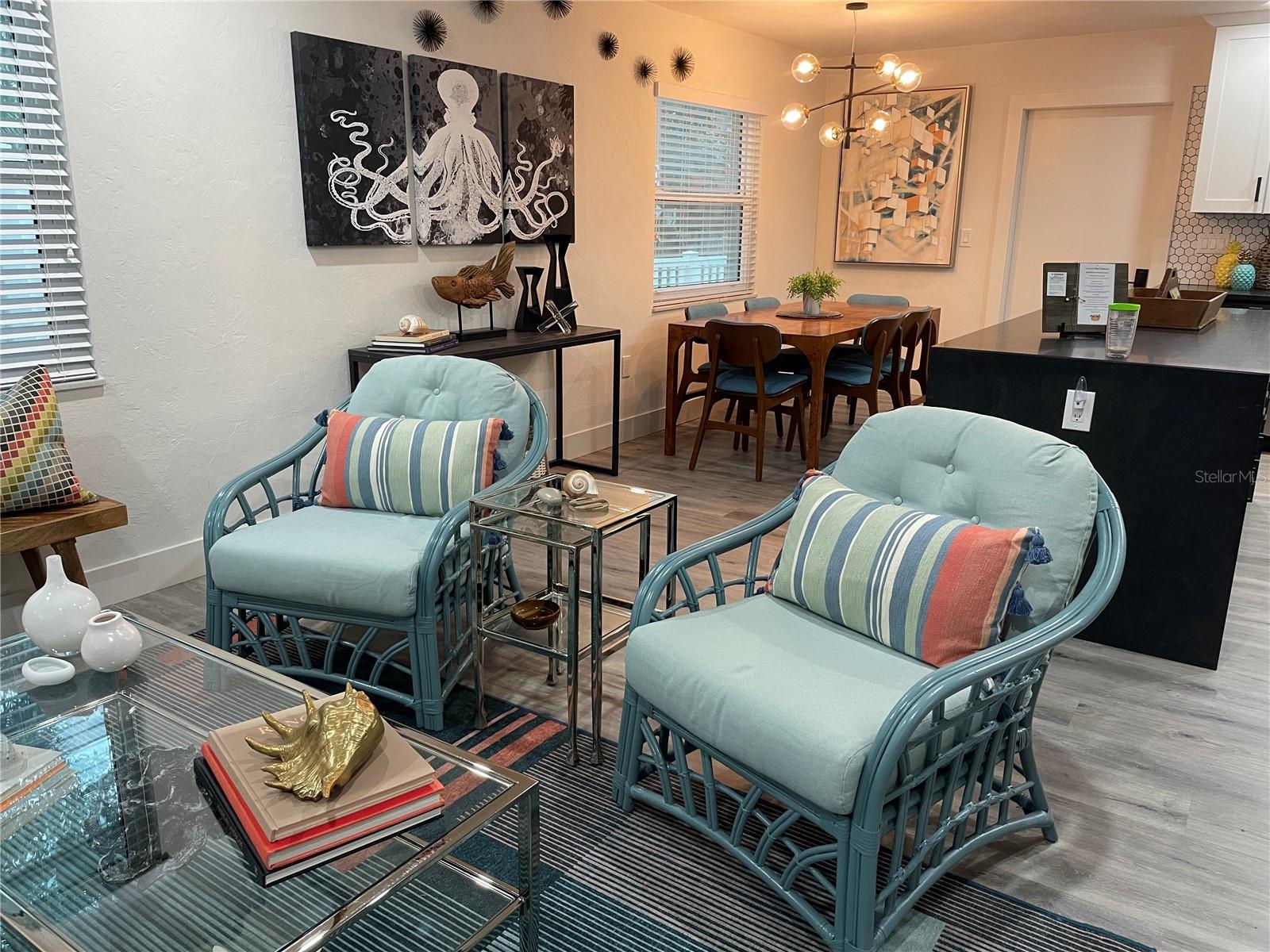 1920 MORRILL ST #Pineapple