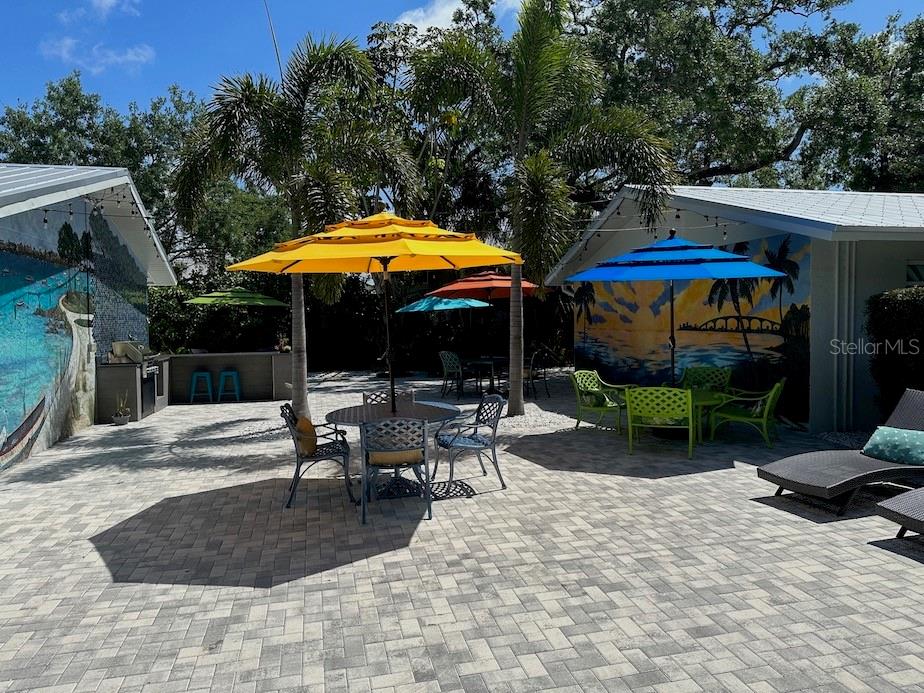 1920 MORRILL ST #Pineapple