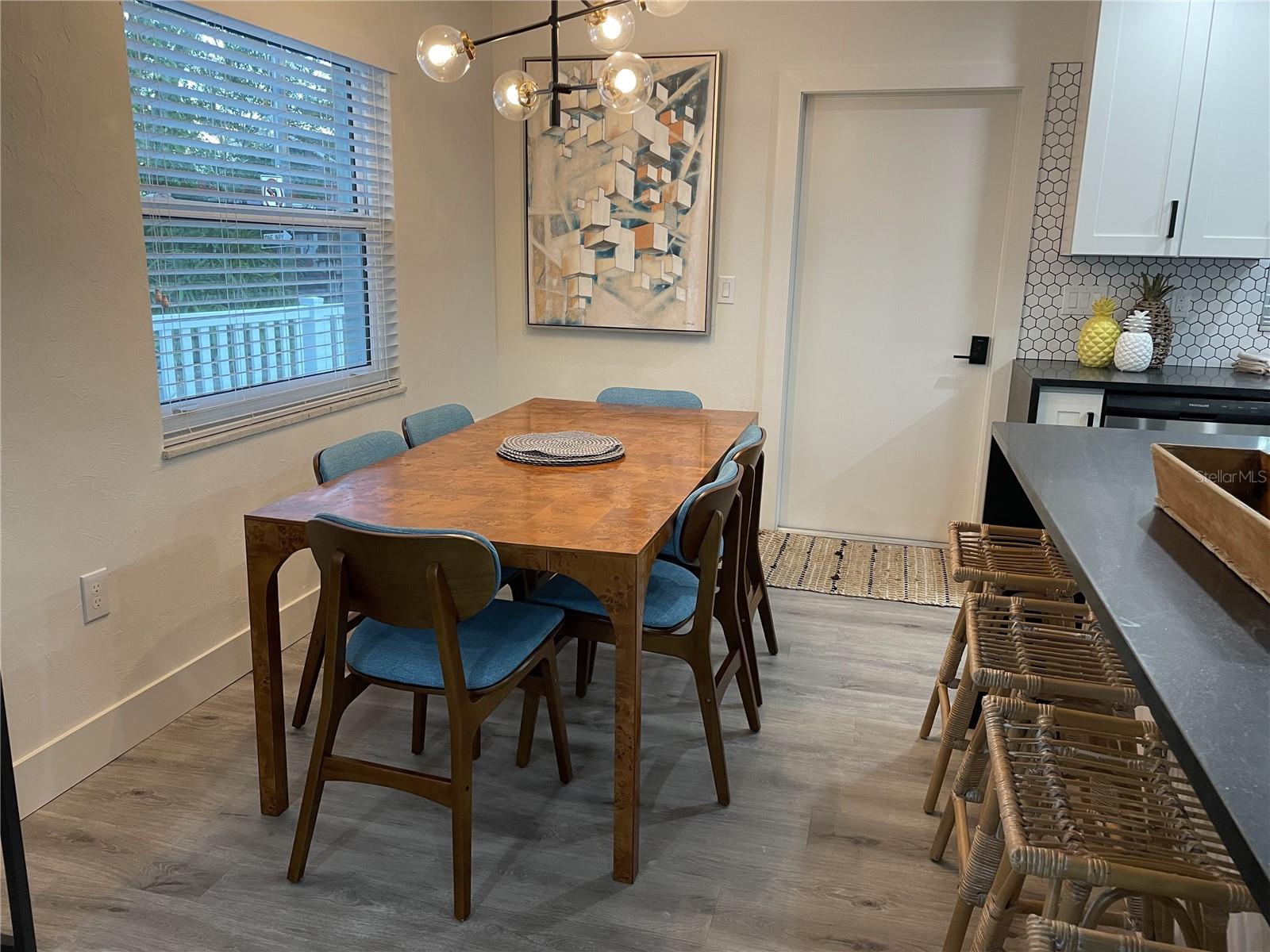 1920 MORRILL ST #Pineapple