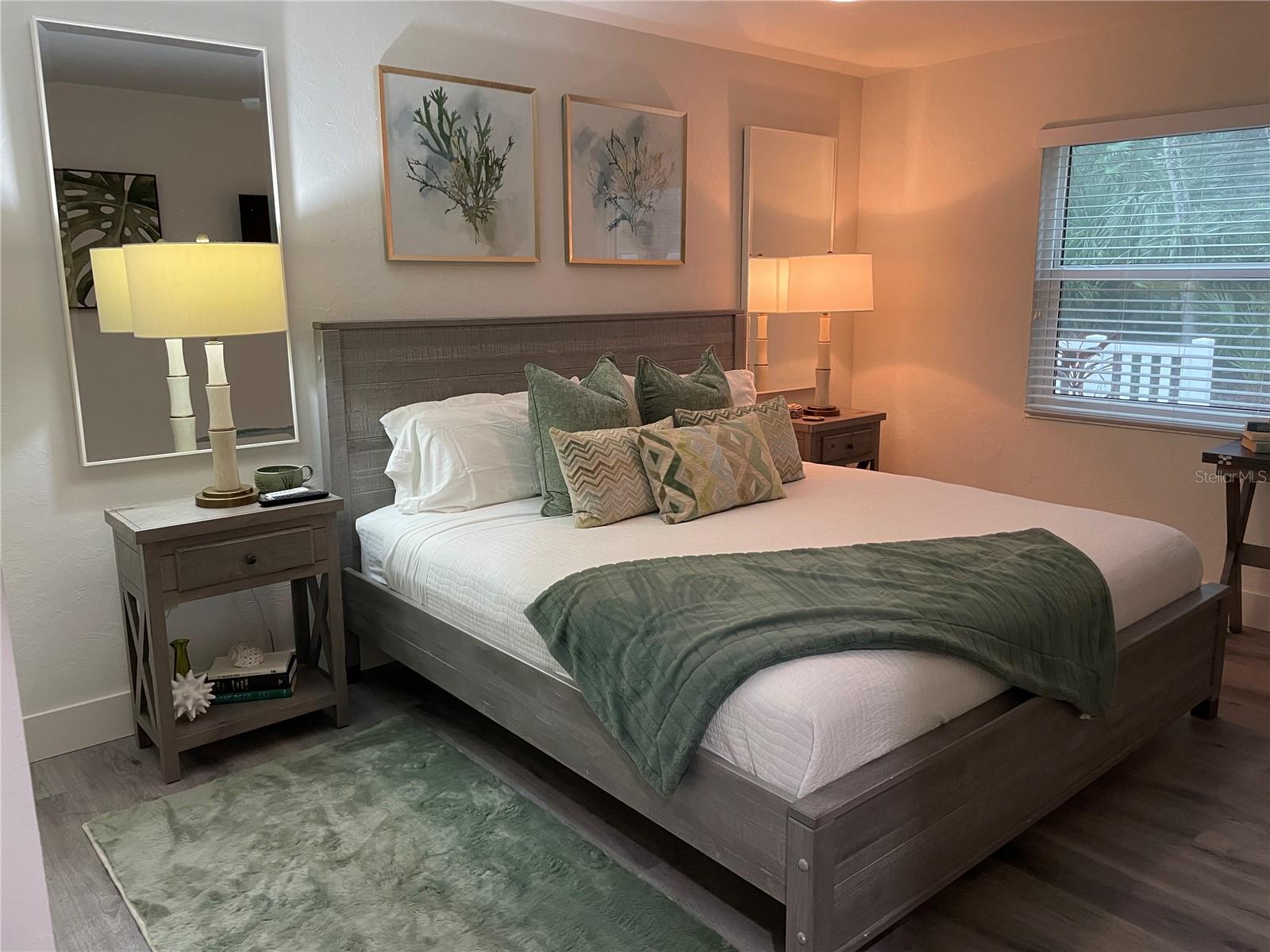 1920 MORRILL ST #Pineapple