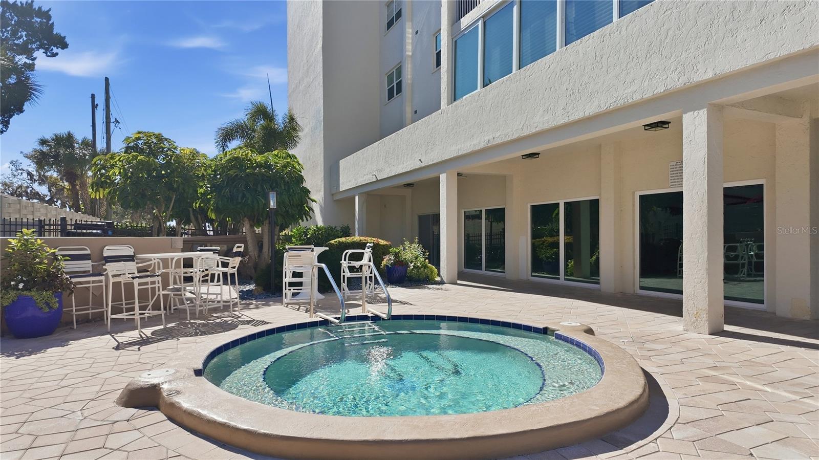 1355 S PORTOFINO DR #103