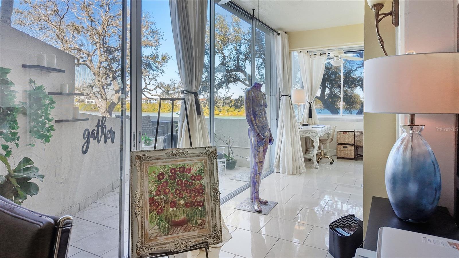 1355 S PORTOFINO DR #103