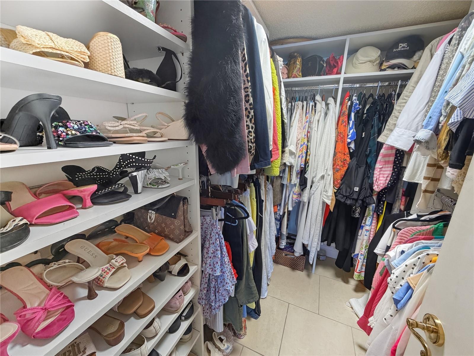 1355 S PORTOFINO DR #103