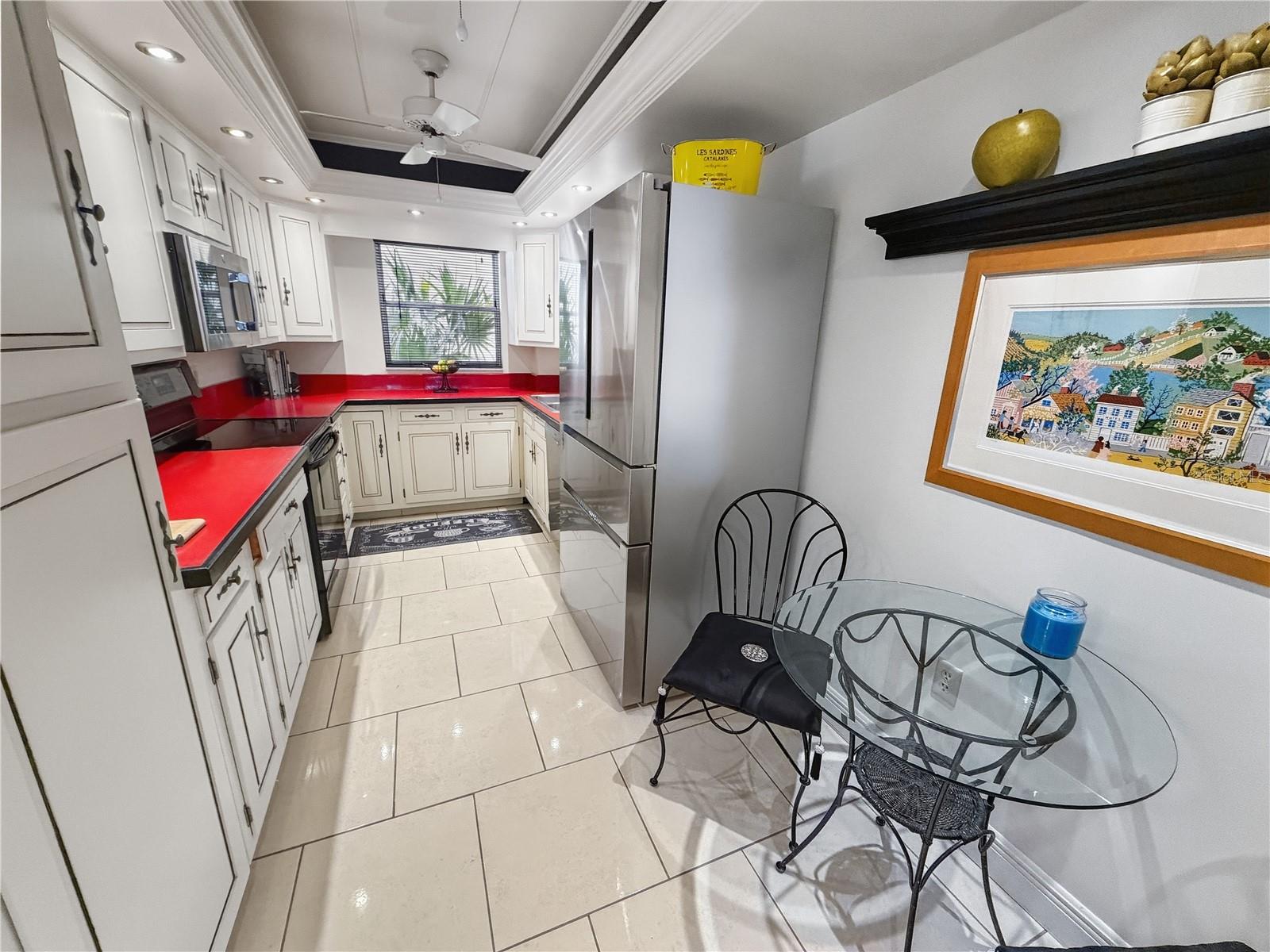 1355 S PORTOFINO DR #103