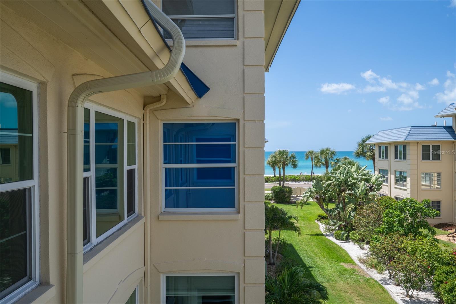 3804 GULF OF MEXICO DR #B305