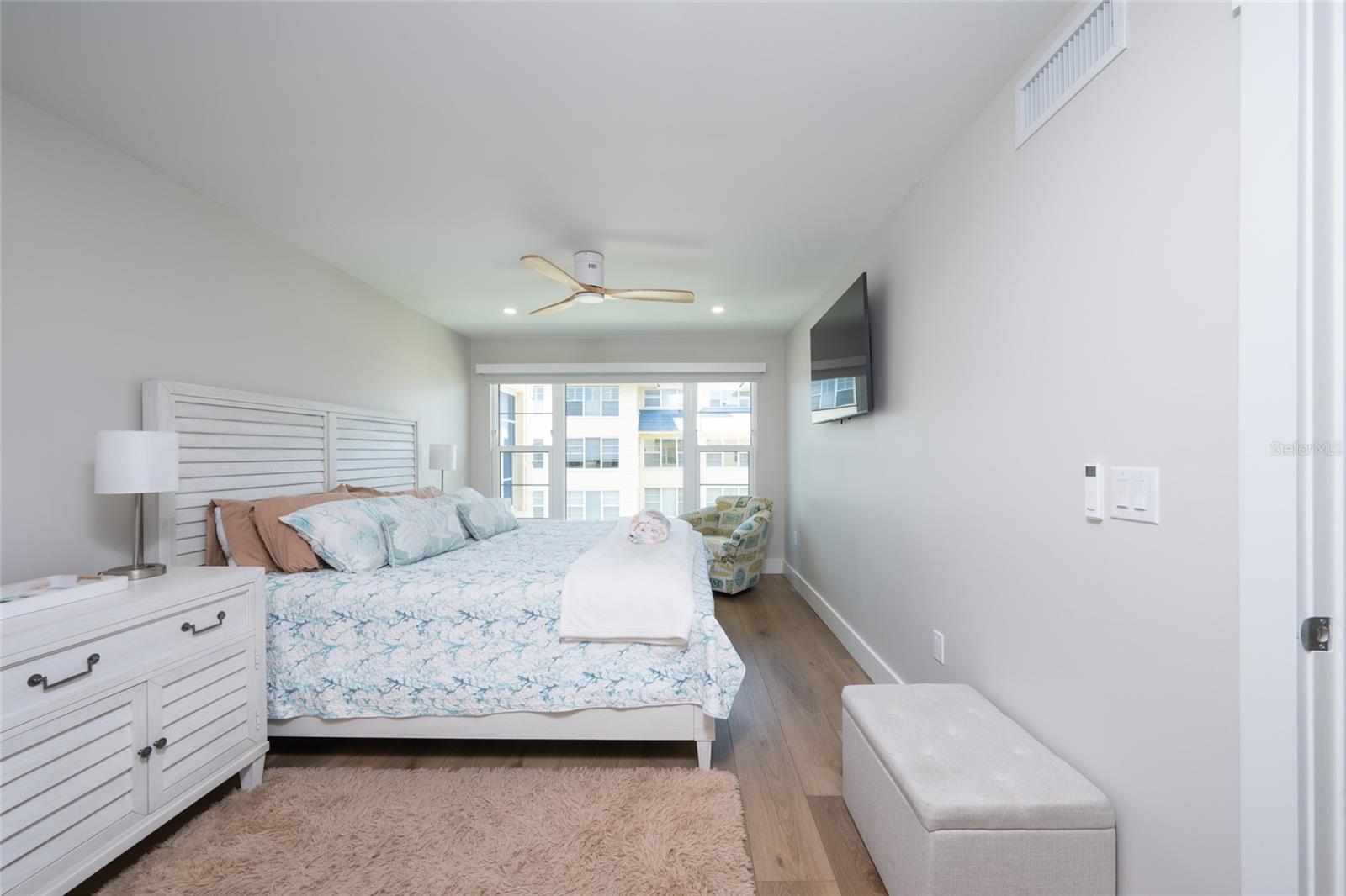 3804 GULF OF MEXICO DR #B305