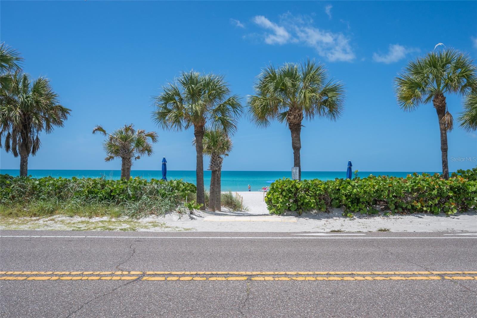 3804 GULF OF MEXICO DR #B305