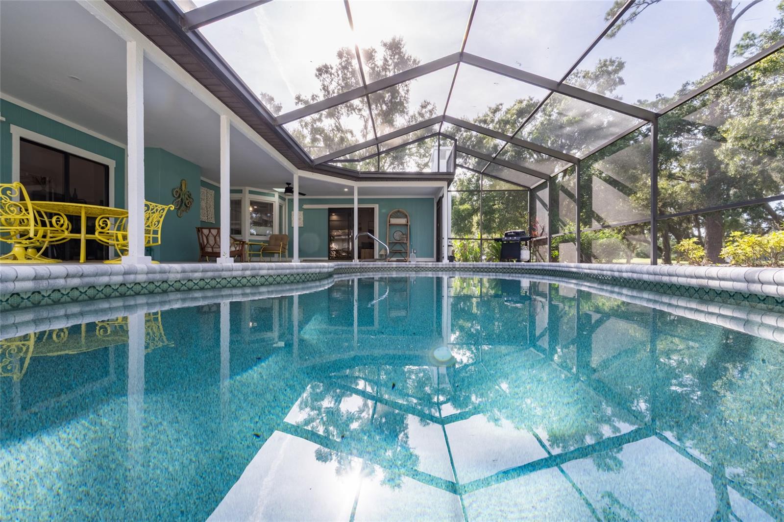 5005 CANTERBURY DR