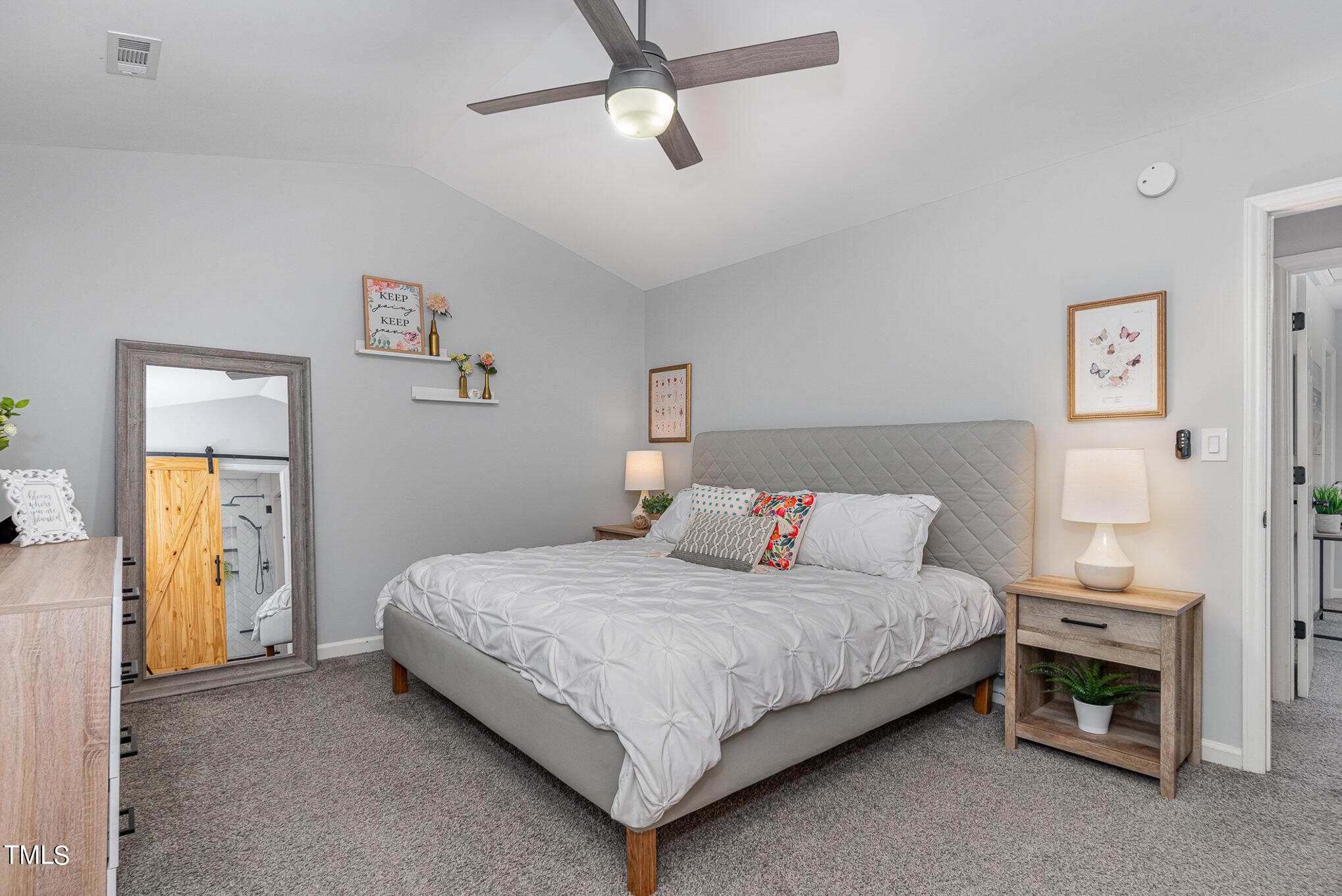 106 Weathersfield Drive