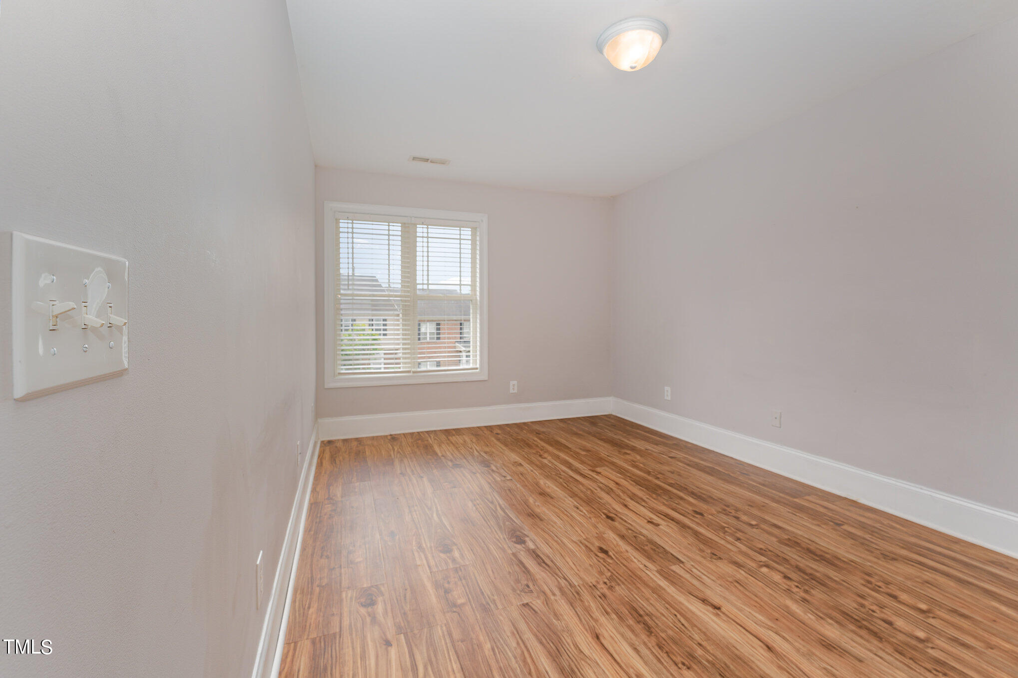 115 Windermere Drive # 403