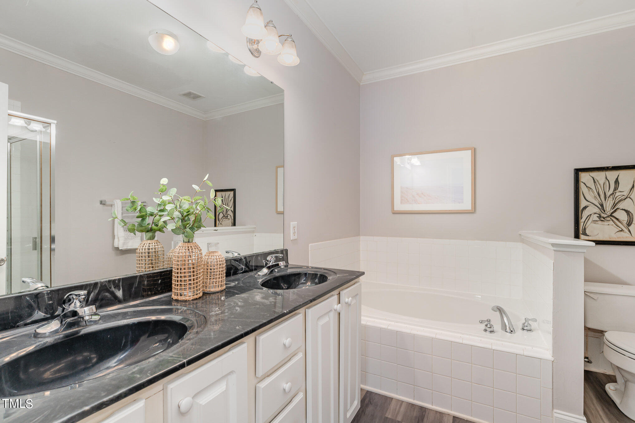 115 Windermere Drive # 403