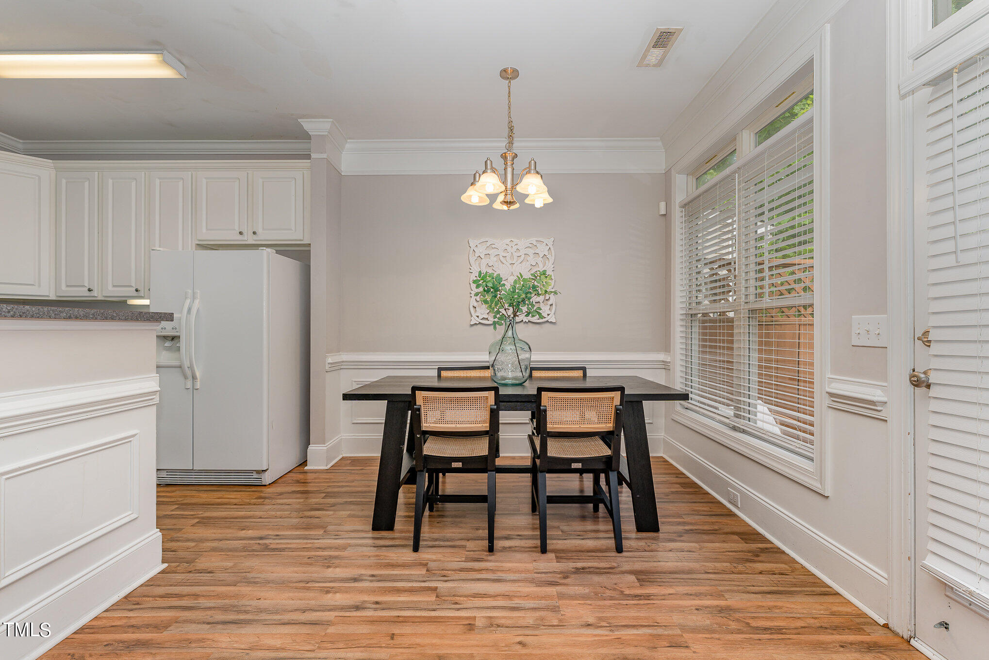 115 Windermere Drive # 403