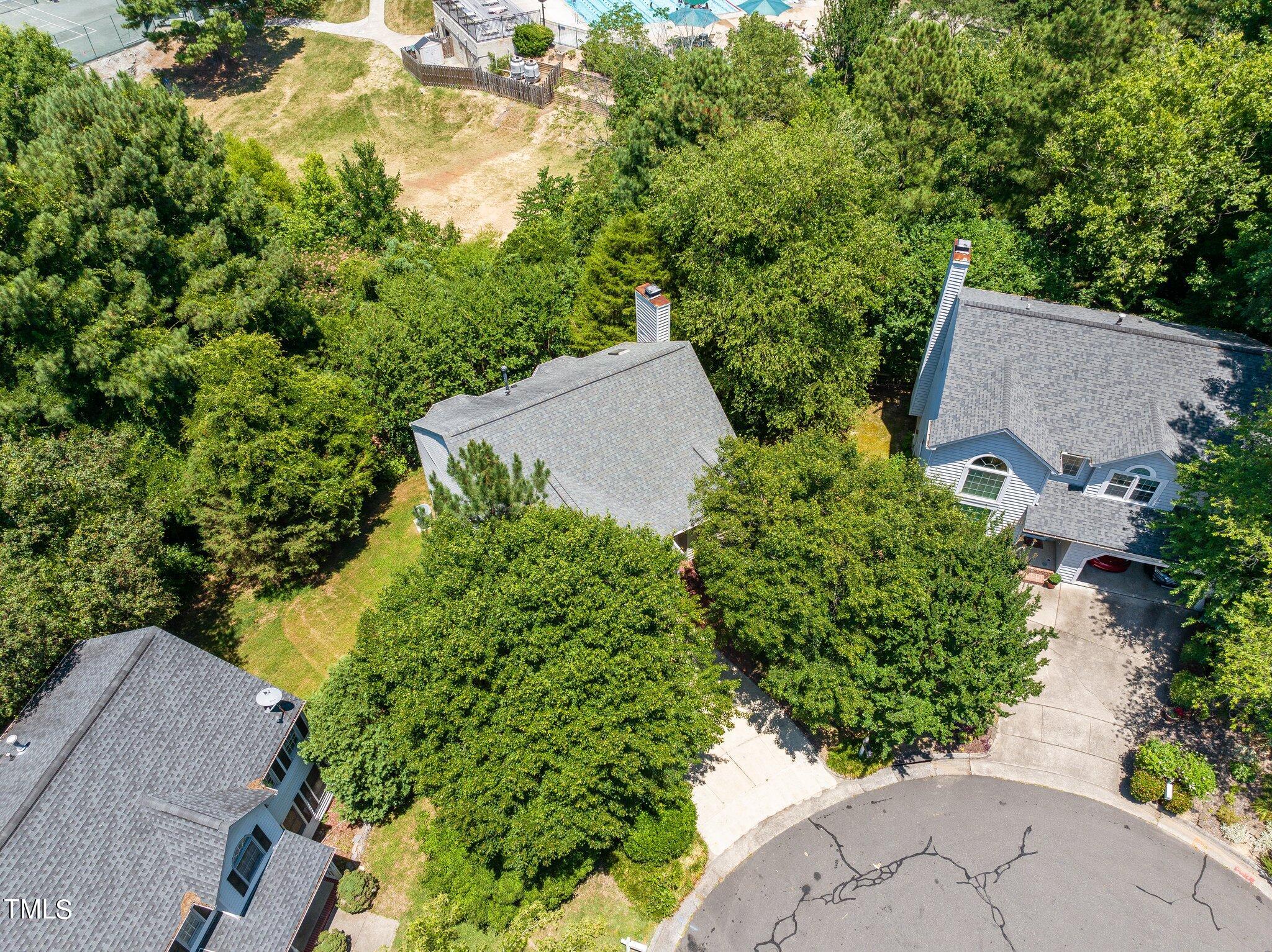 5002 Carolwood Lane