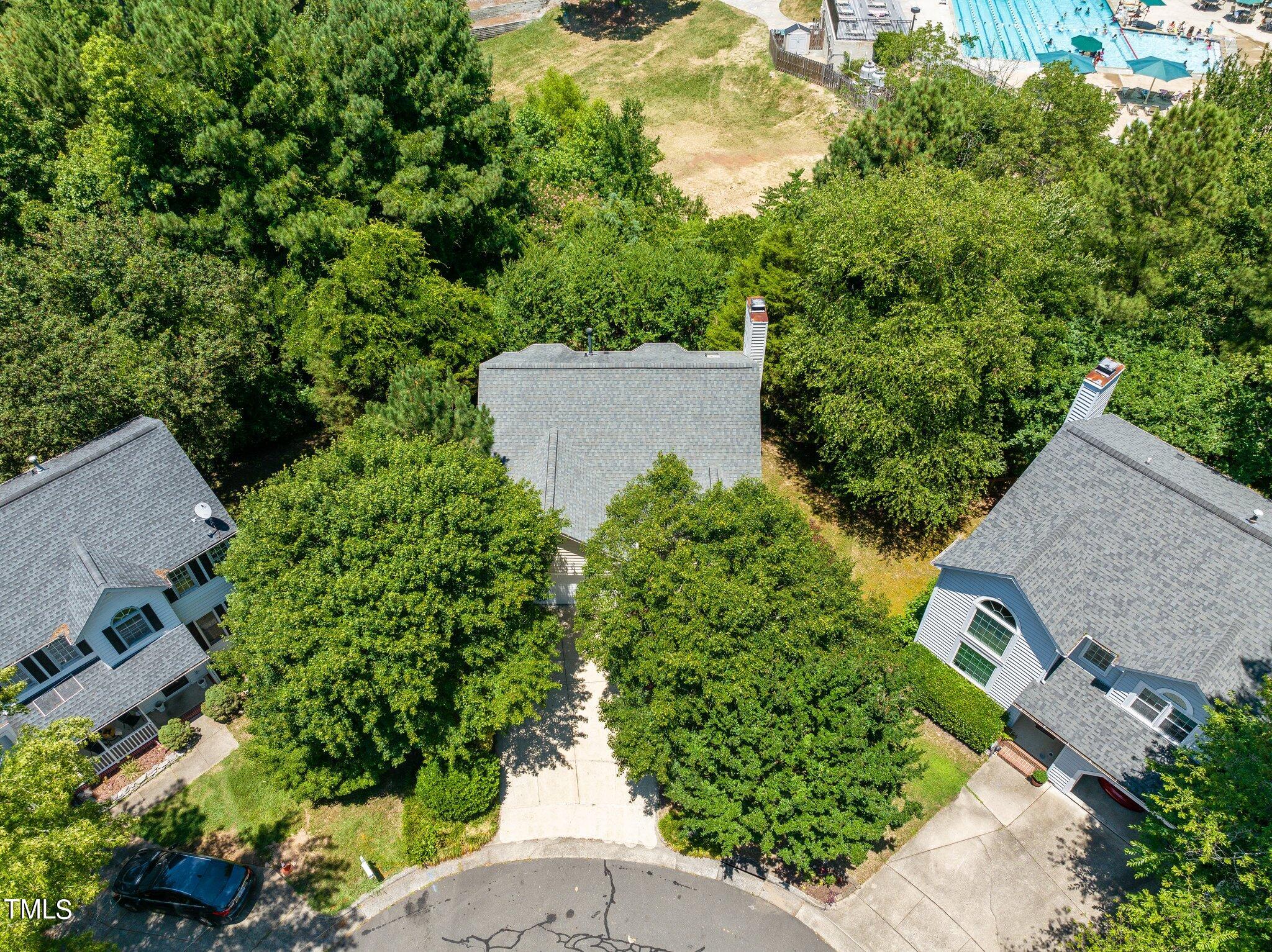 5002 Carolwood Lane