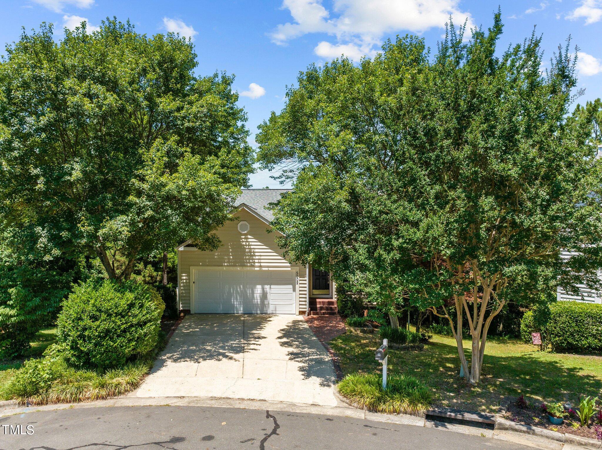 5002 Carolwood Lane